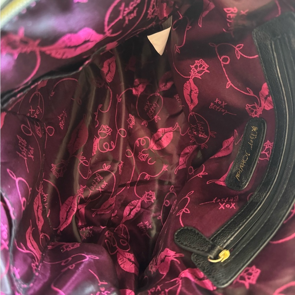 Betsy Johnson quilted hearts purse - Picture 14 of 16
